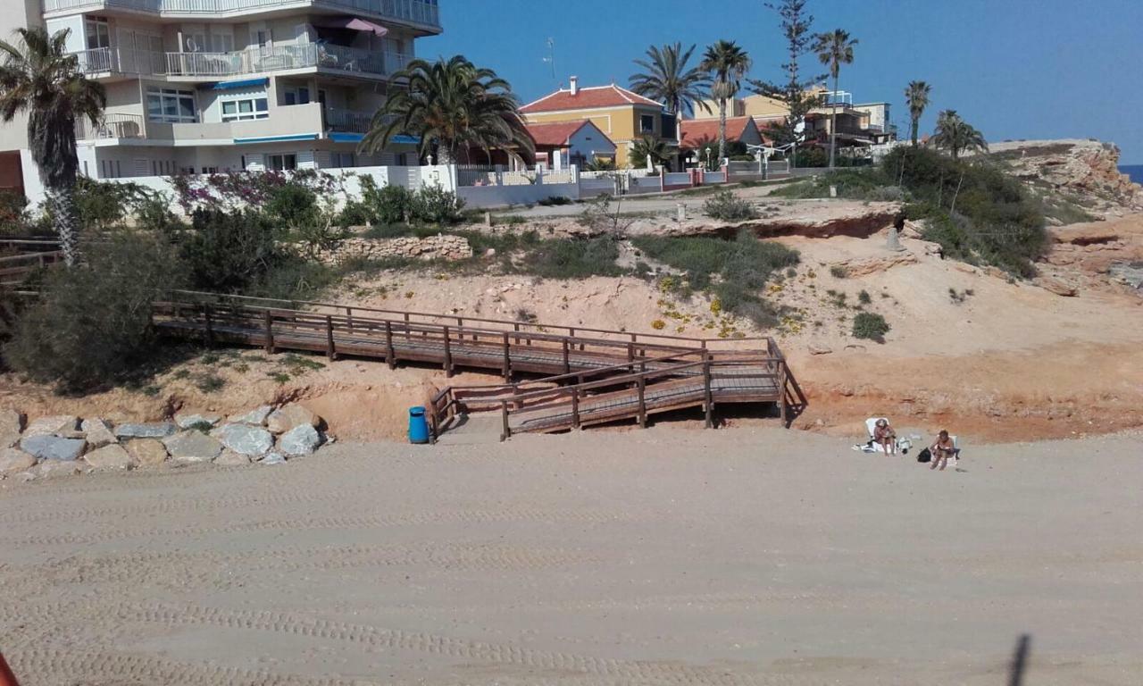 Bungalow Frente Al Mar Torrevieja Exterior photo
